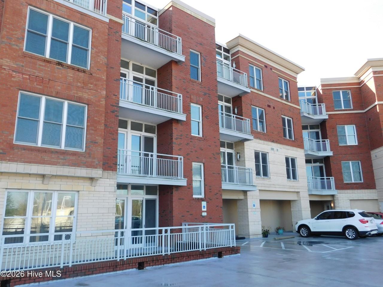 223 Sky Sail Blvd - Photo 4 of 19