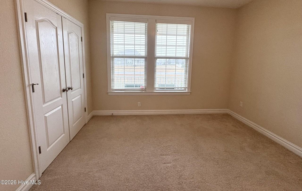 125 Tulip Tree Dr - Photo 6 of 21