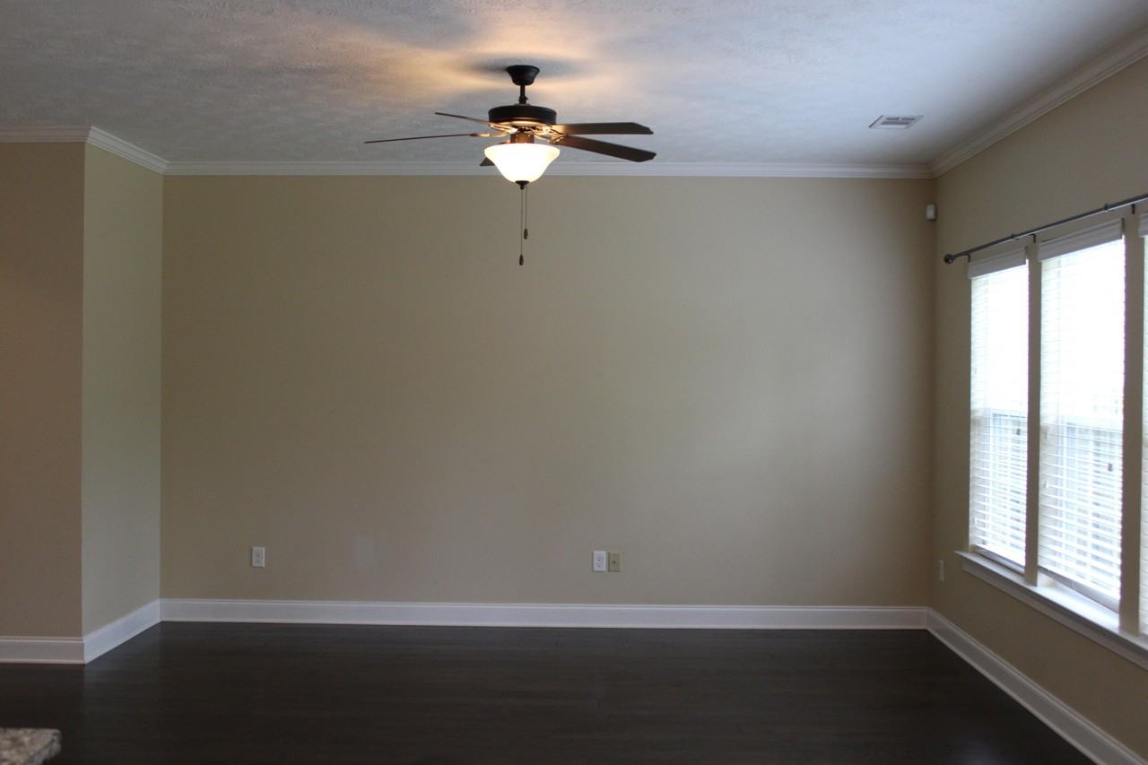 487 Brantley Cove Cir - Photo 3 of 14