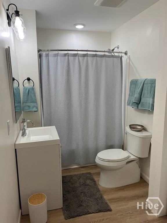 637 Columbus Dr Unit B - Photo 7 of 10