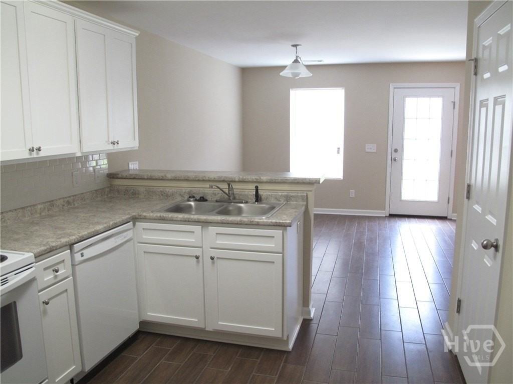 145 Conner Loop - Photo 5 of 10