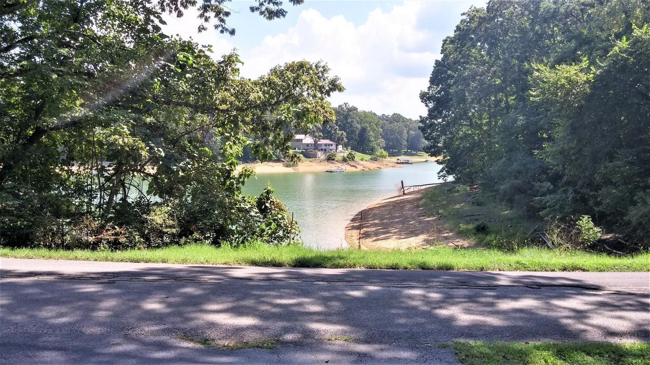 2534 Black Oak Rd - Photo 3 of 15