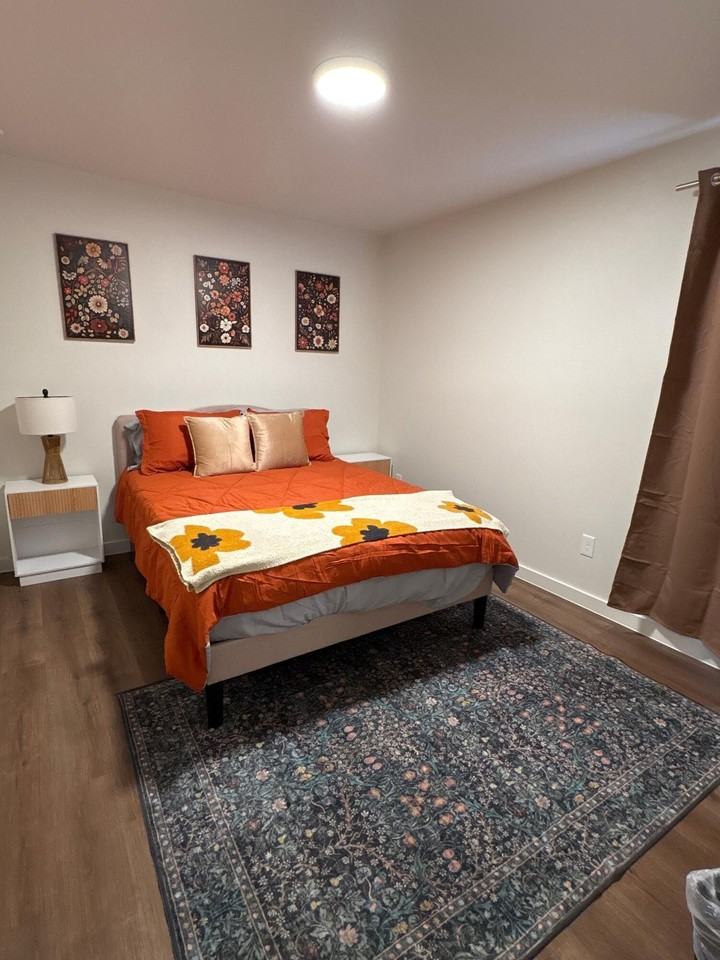 2124 Langford Avenue Langford Avenue - Photo 5 of 13