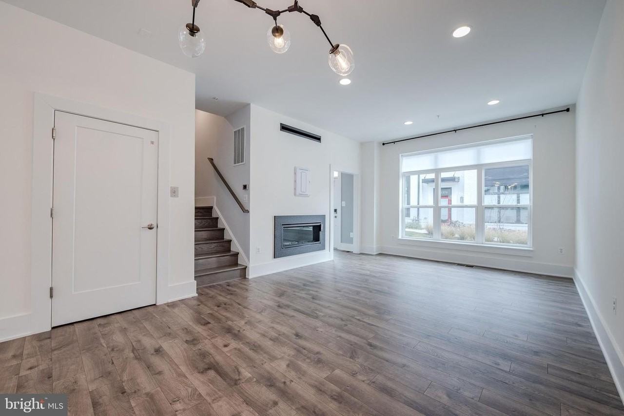 11382 Emerald Park Rd - Photo 6 of 50