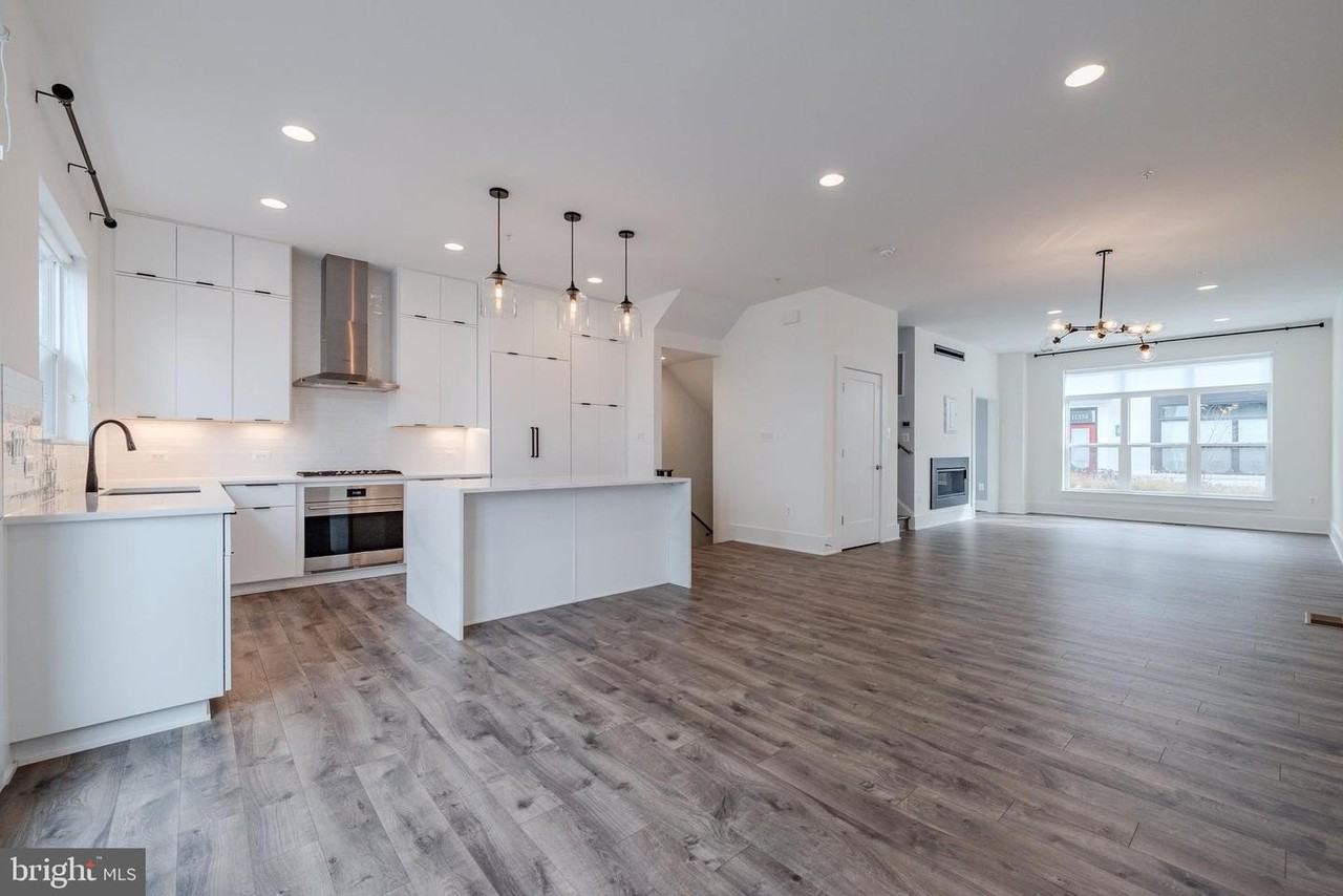 11382 Emerald Park Rd - Photo 7 of 50