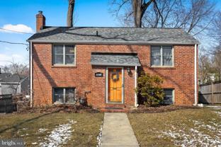 1611 Ballard St - Photo 1 of 1