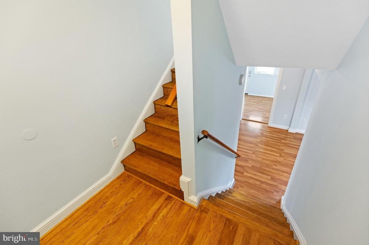 1611 Ballard St - Photo 4 of 41