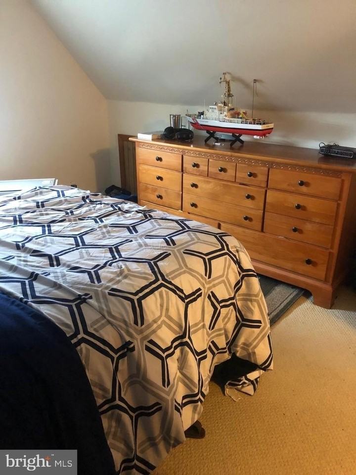 200 Susquehanna Ave - Photo 6 of 9