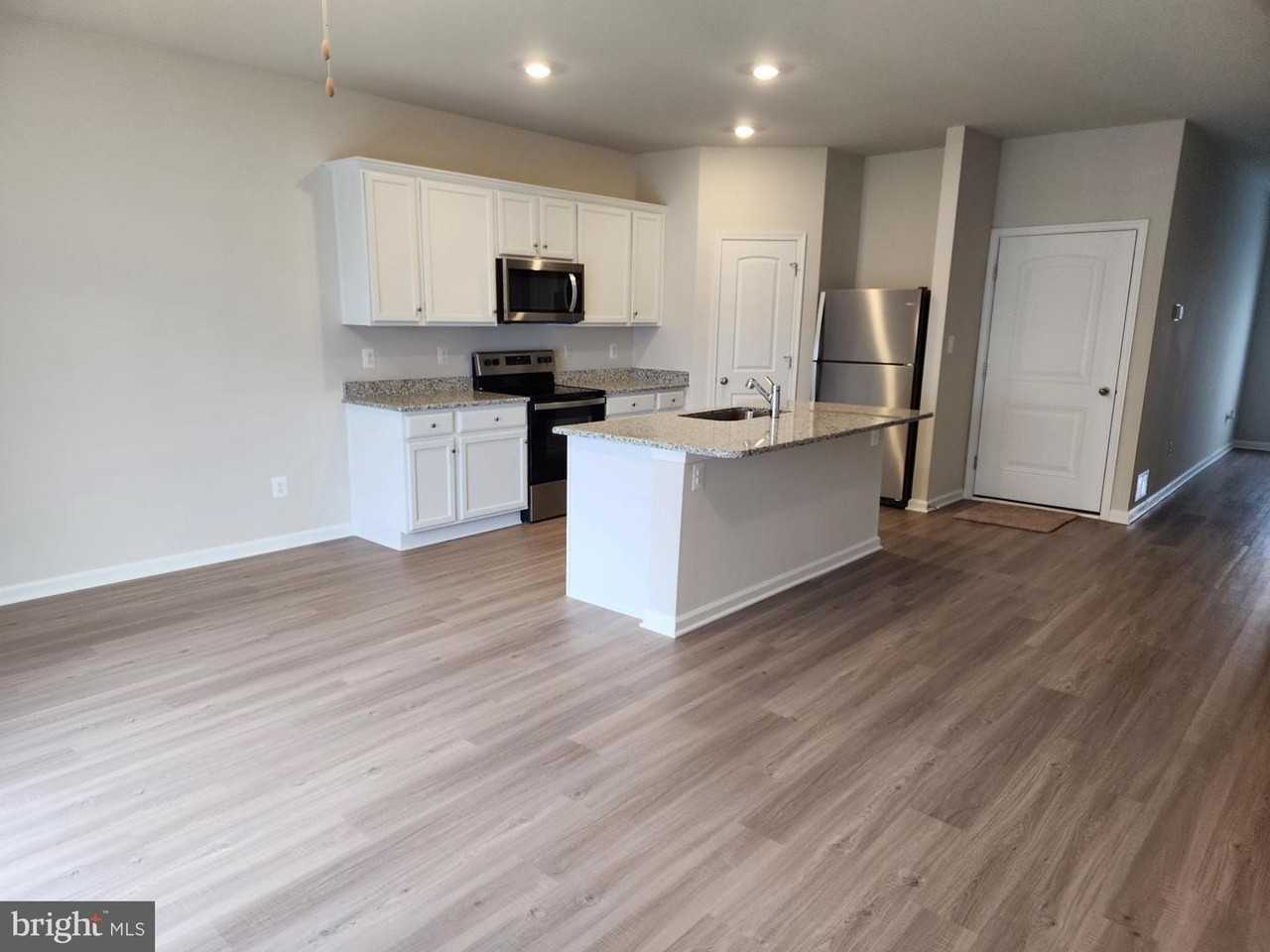 69 Cramsford St - Photo 5 of 23