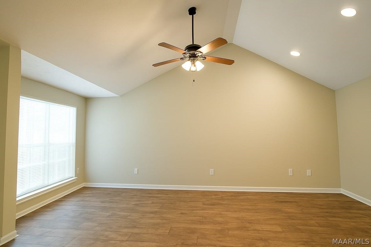 3310 Branch St - Photo 5 of 15