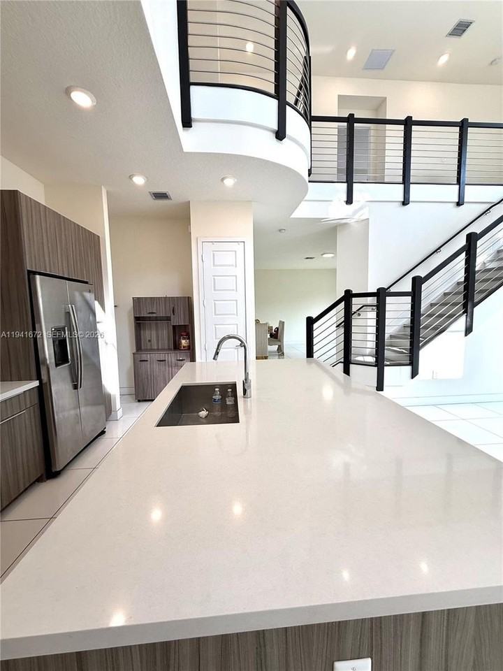 8836 Nw 161st Ter #0 - Photo 7 of 18