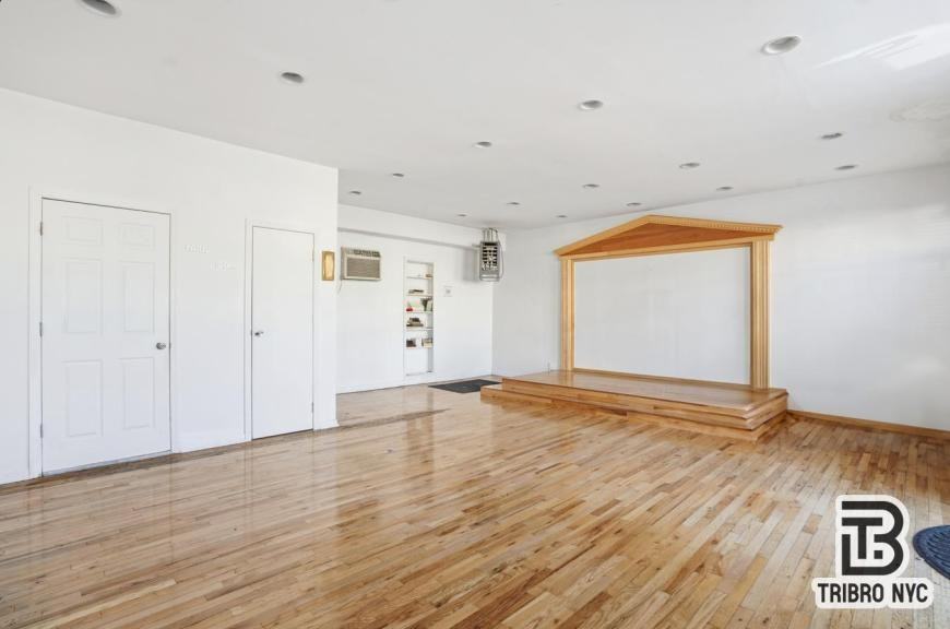 348 E 110th St - Photo 4 of 10