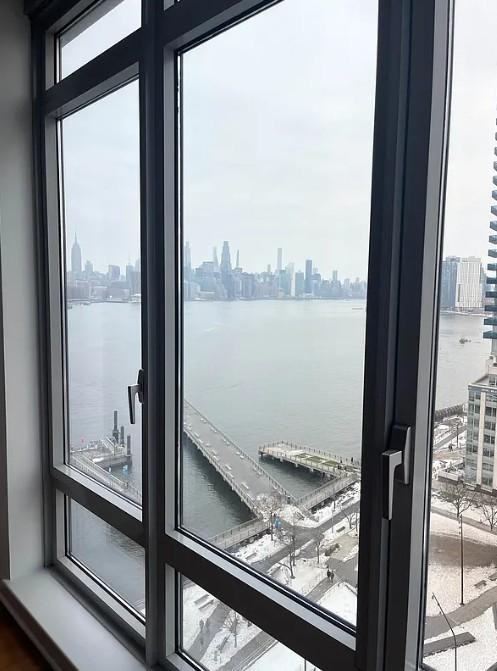 2 Northside Piers - Photo 5 of 10