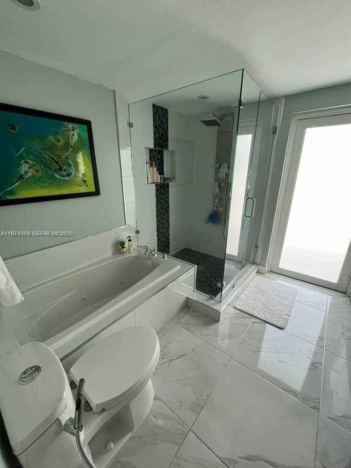 12770 Sw 18th St #NULL - Photo 3 of 37