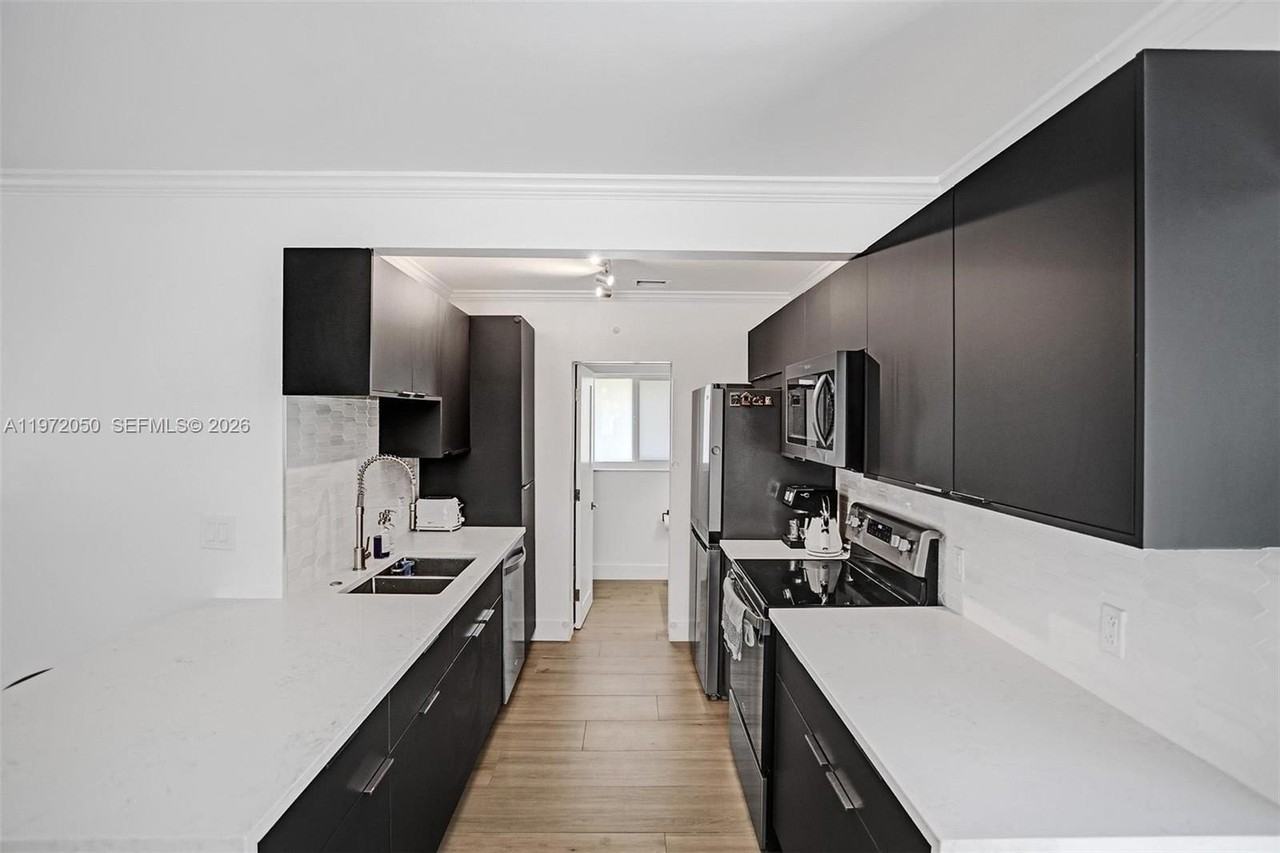 3320 Ne 13th Ave #3320 - Photo 6 of 36