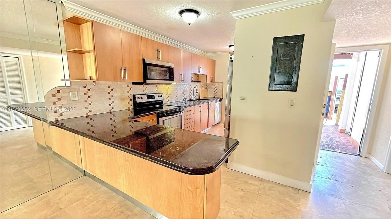 2130 Sw 122nd Ct #NA - Photo 7 of 25