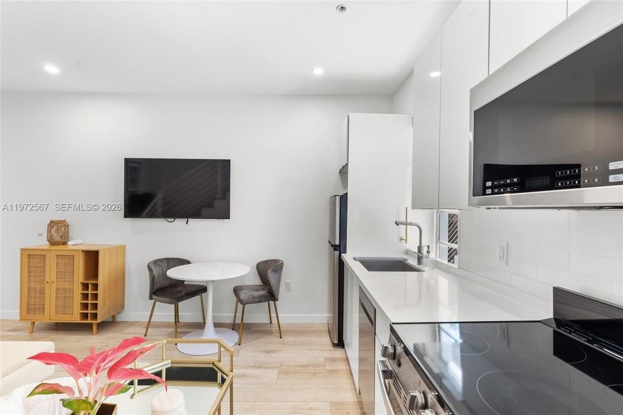 1610 Euclid Ave #A110 - Photo 5 of 19