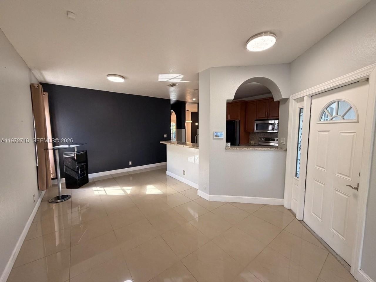 2804 Nw 7th Ct #2804 - Photo 4 of 17