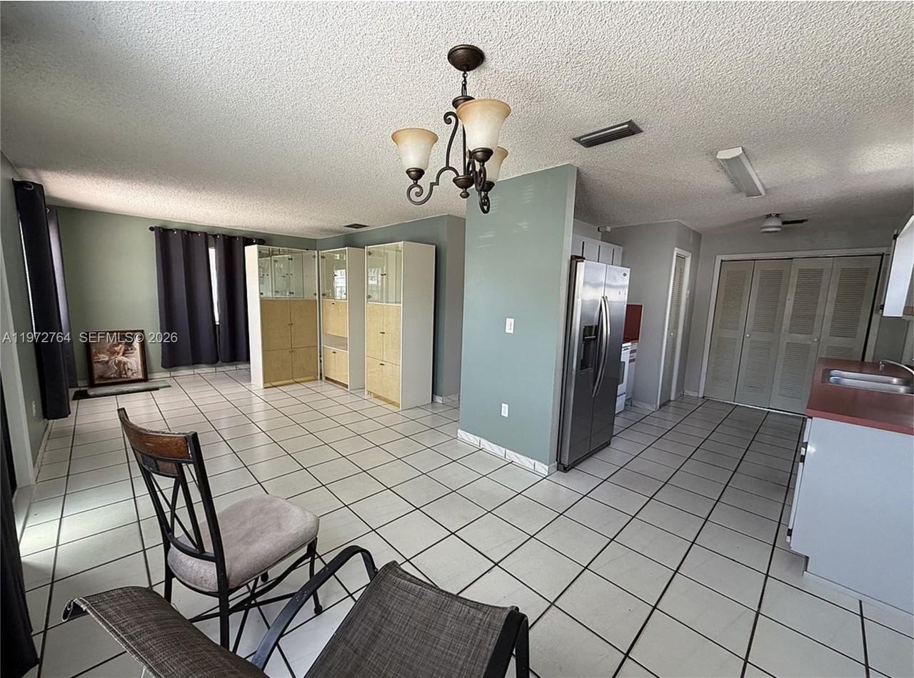 1845 Nw 6th St #1845 - Photo 3 of 17