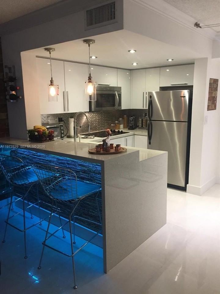 665 Nw 85th Pl #10-202 - Photo 2 of 12