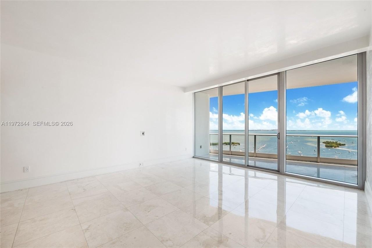 2627 S Bayshore Dr #2703 - Photo 6 of 26