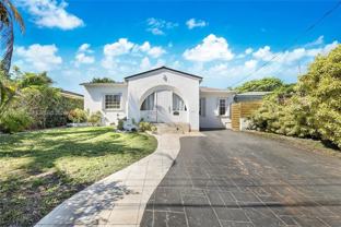 9056 Emerson Ave #AVE - Photo 1 of 1