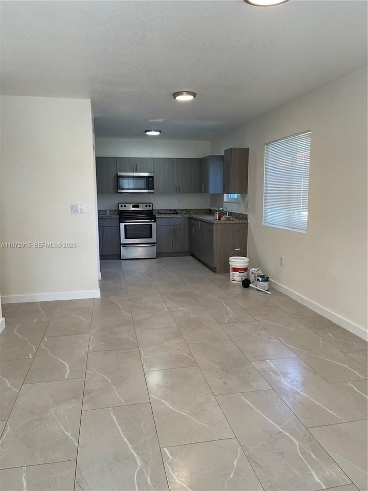 10229 Sw 173rd St #1 - Photo 2 of 4