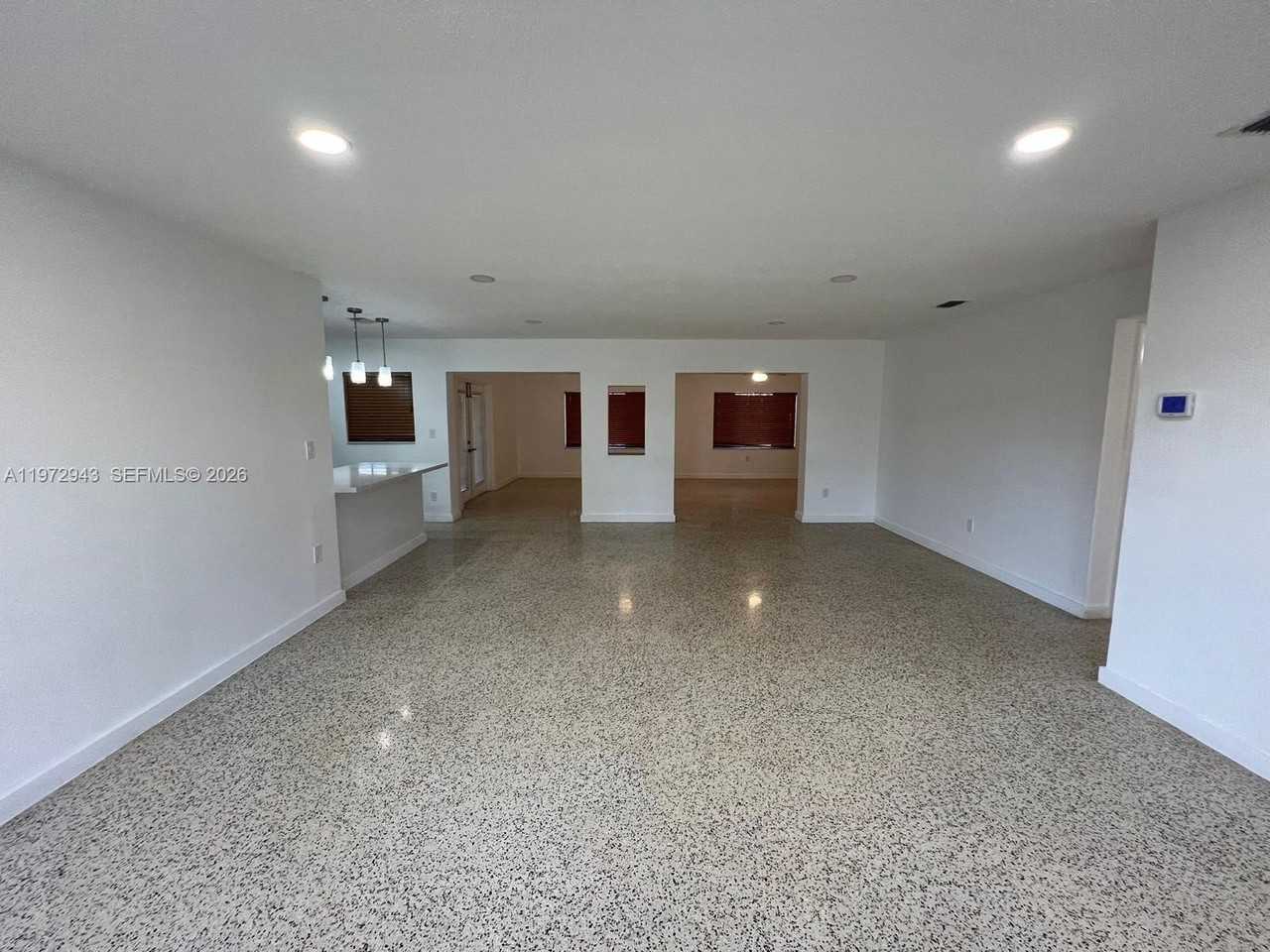 11959 Sw 39th Ter - Photo 3 of 17