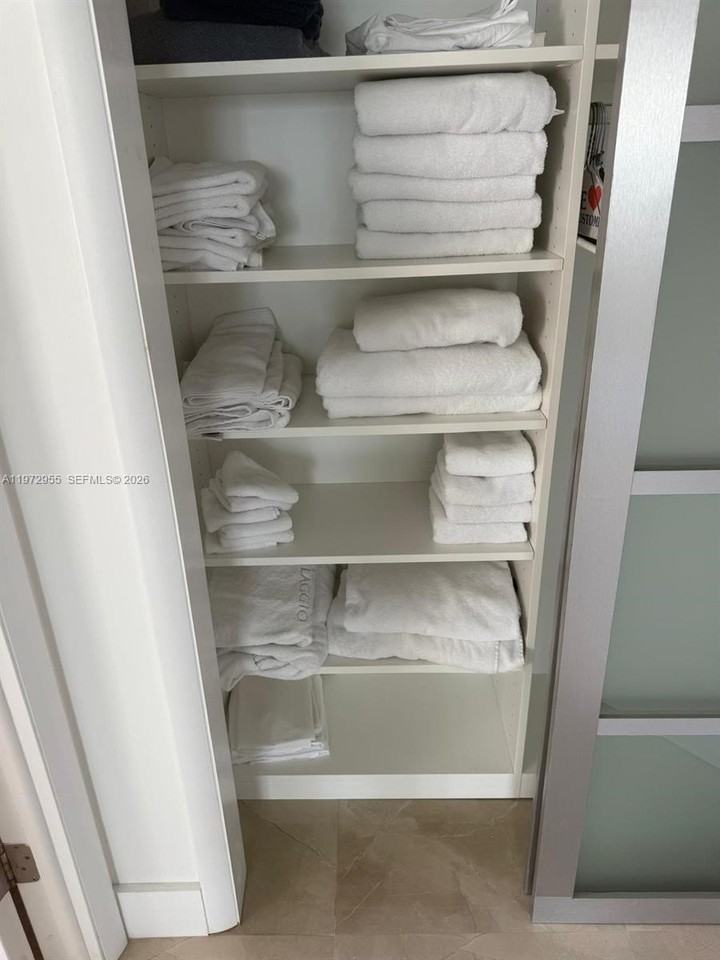 1455 Ocean Dr #1211 - Photo 6 of 11