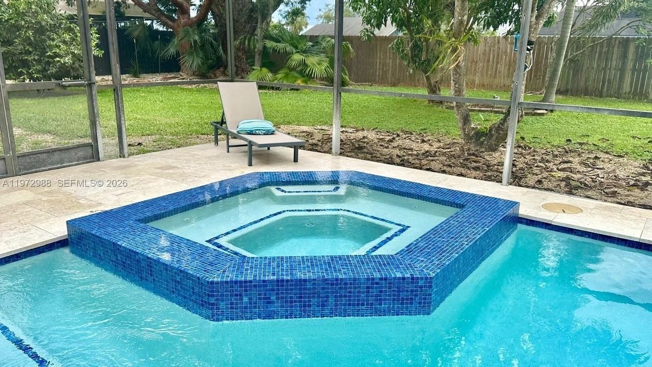 1771 Nw 17th St - Photo 7 of 50