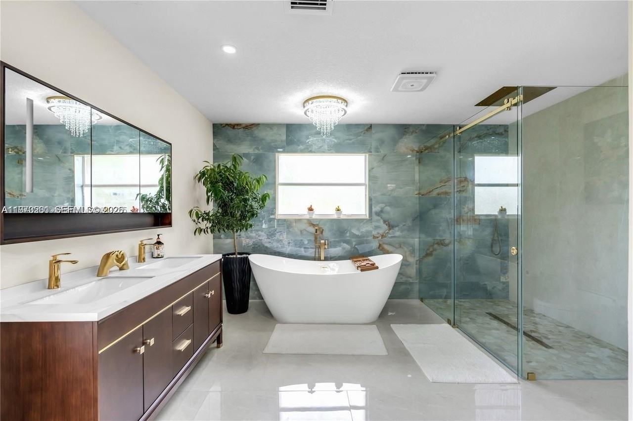 28565 Sw 158th Ct #A - Photo 3 of 11