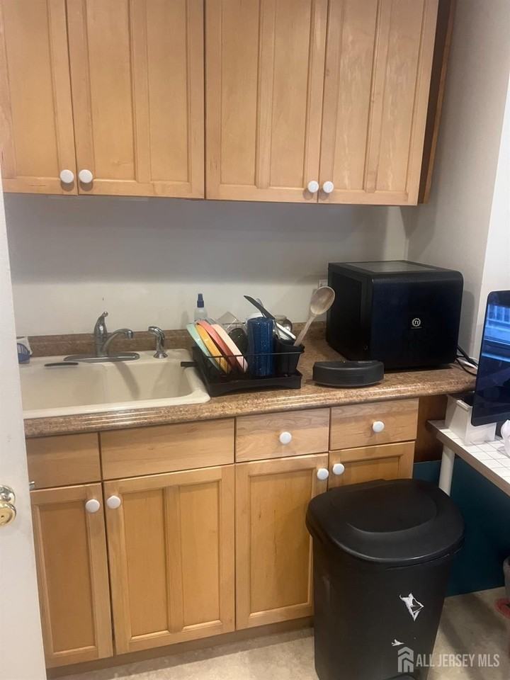 463 Main St #2 - Photo 6 of 7