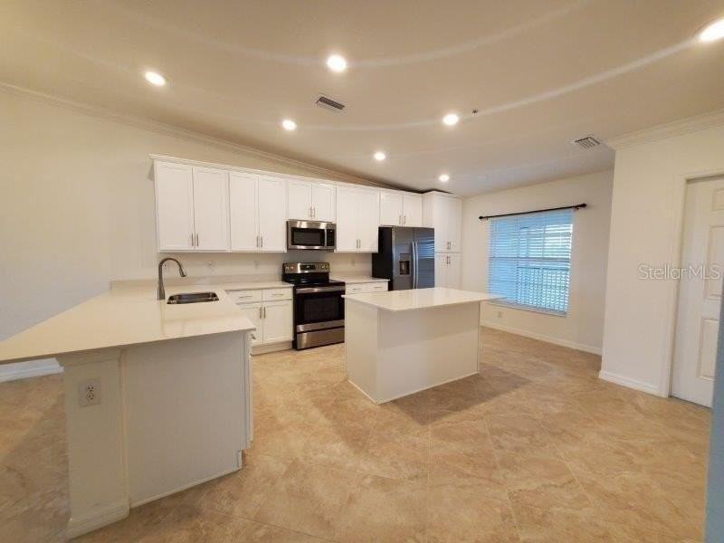 14184 Heritage Landing Blvd #521 - Photo 4 of 43