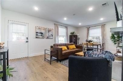 919 Sw 6th Ave - Photo 7 of 17