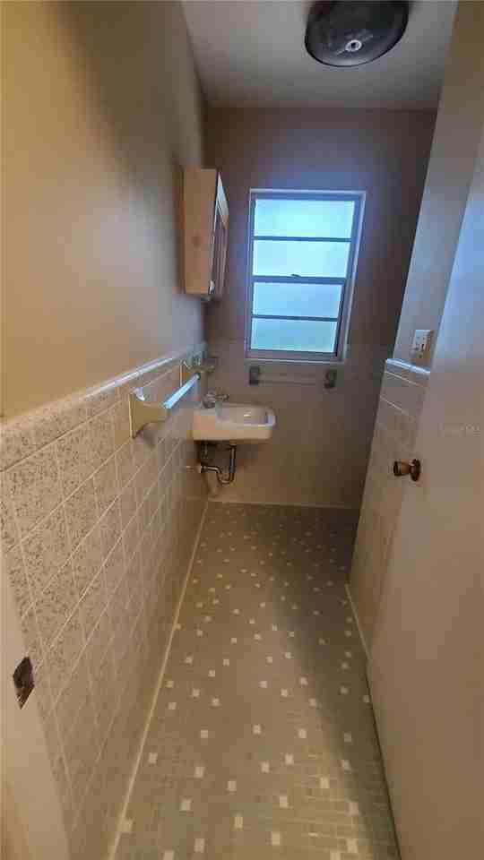 8503 Sw 203rd Ct - Photo 7 of 30