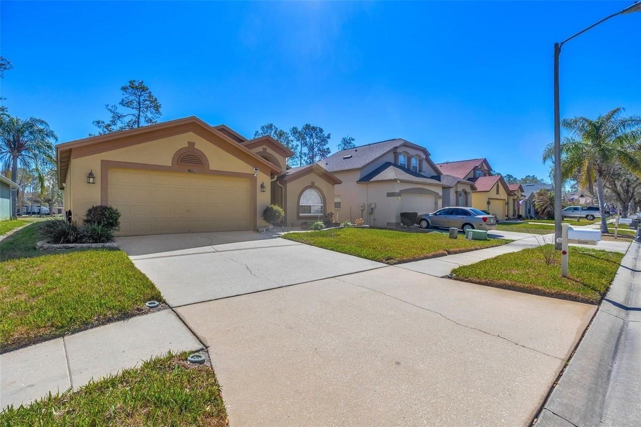 5600 S Sparrow Hawk Ct - Photo 5 of 50