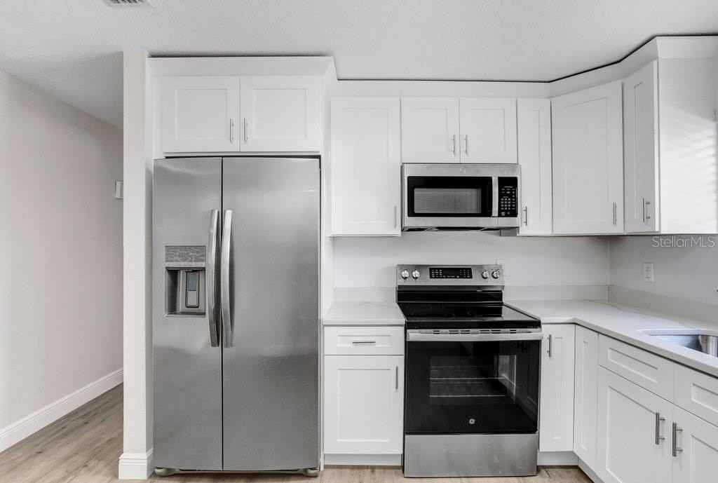 3166 Downing St - Photo 6 of 31