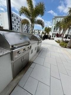 3137 4th Ter N - Photo 4 of 23