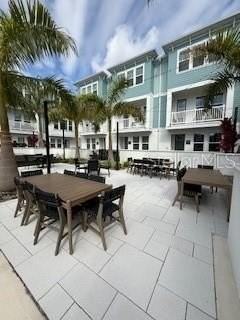 3137 4th Ter N - Photo 5 of 23