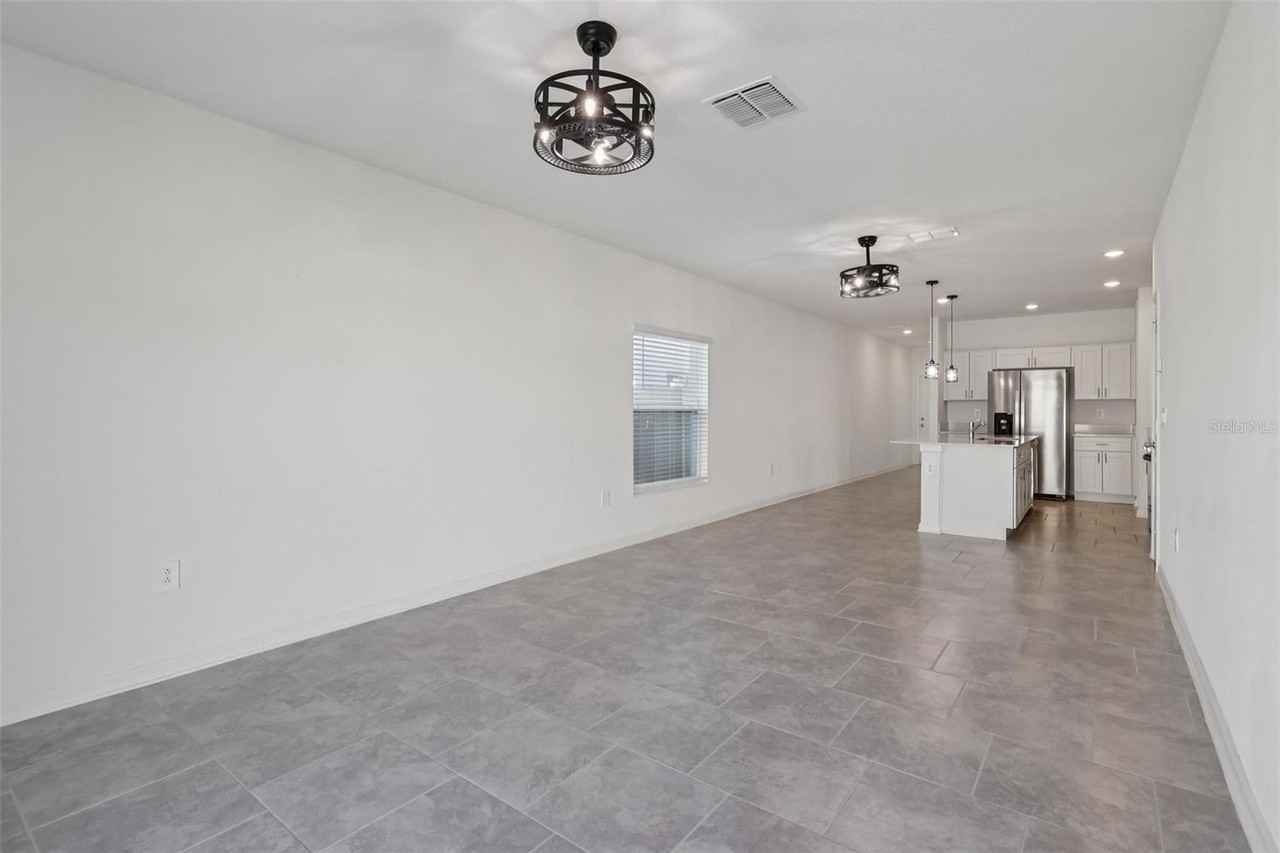 1723 Foreman Rd - Photo 7 of 34