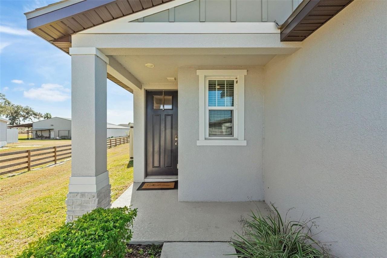 2315 E Newsome Rd - Photo 2 of 24