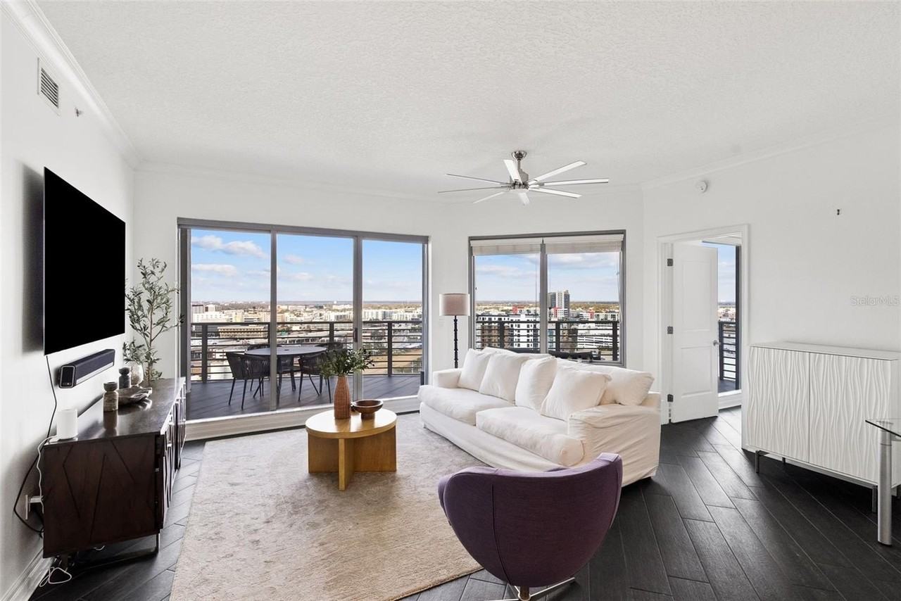 1209 E Cumberland Ave #2103 - Photo 5 of 41