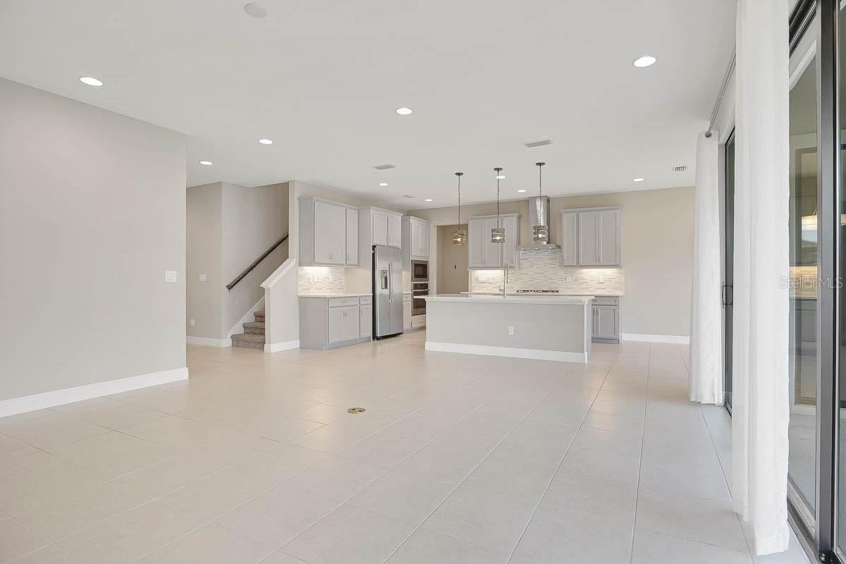 11216 Fish Eagle Dr - Photo 7 of 41