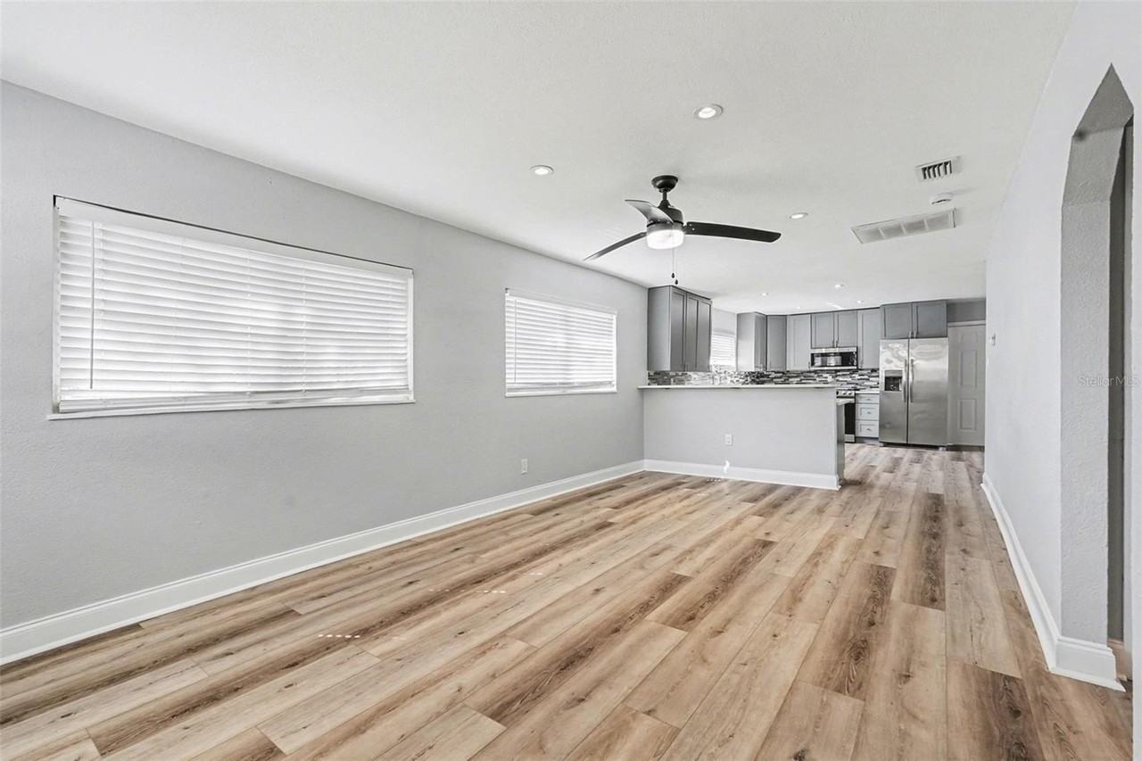 8902 El Portal Dr - Photo 3 of 29