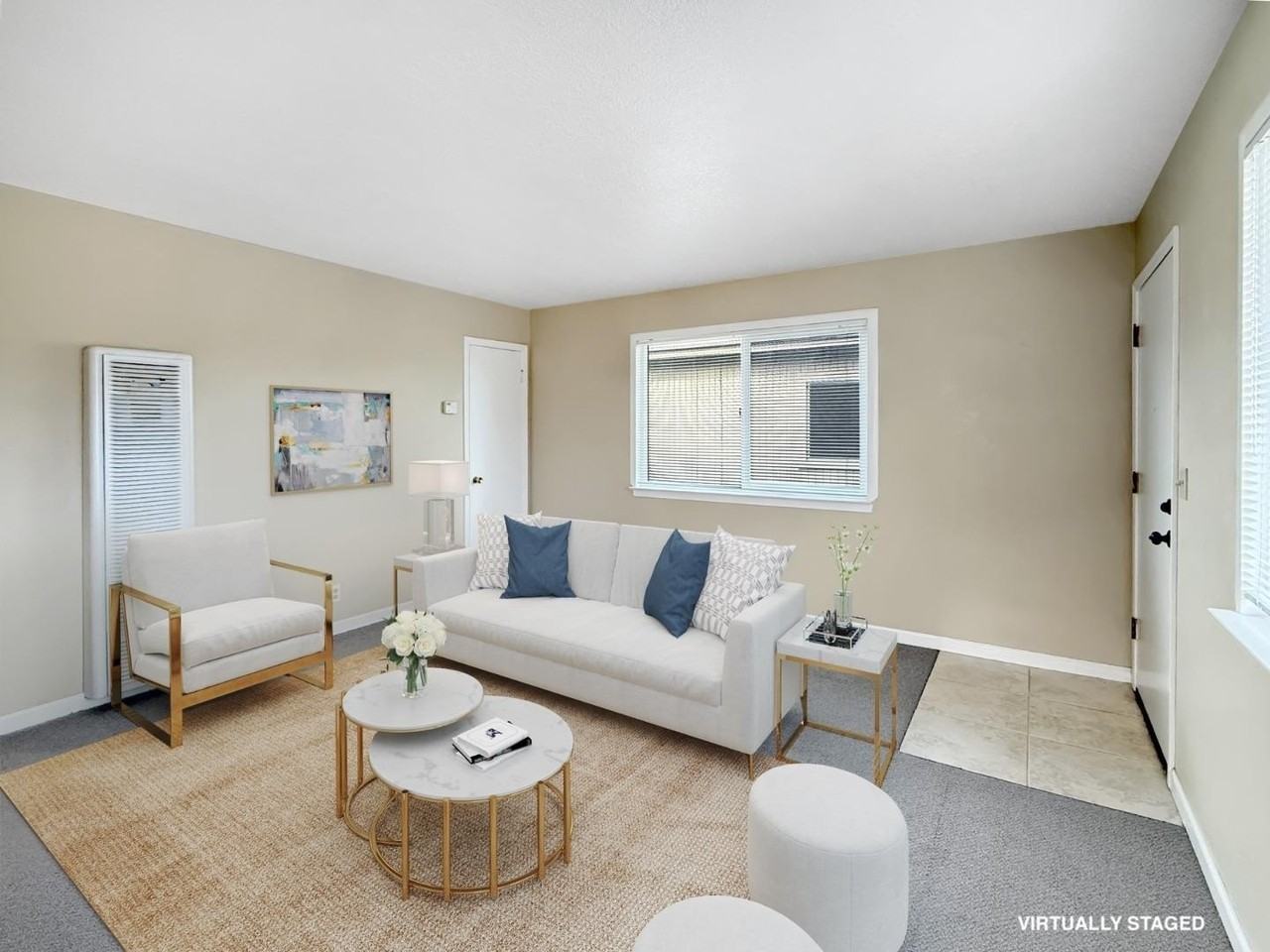 4550 Opal St - Photo 3 of 23