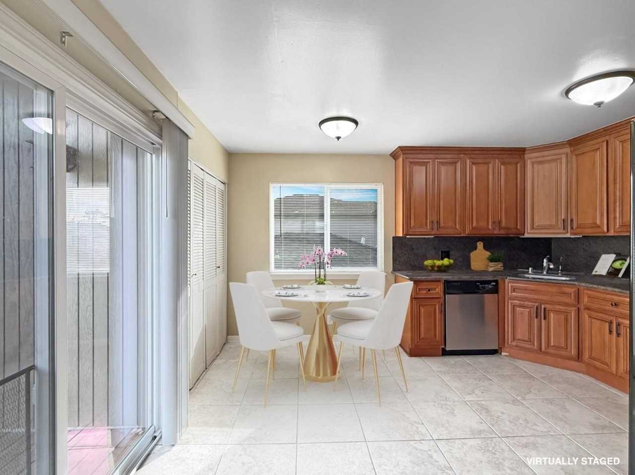 4550 Opal St - Photo 6 of 23