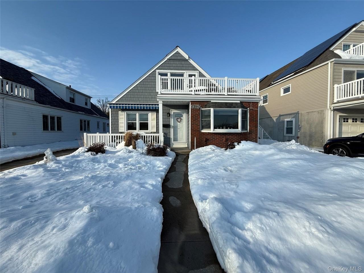 433 W Park Ave Unit 1 - Photo 2 of 19