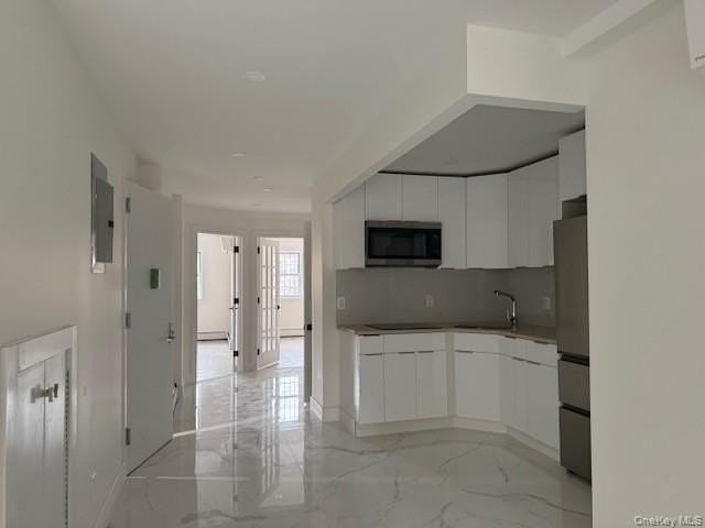 5824 Granger St 2nd Fl - Photo 2 of 13