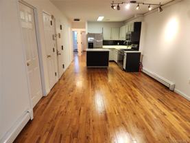 2087 Daly Ave Apt 2 #Apt 2 - Photo 1 of 1