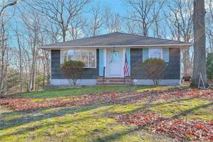 featured image of 415 Southern Cross Rd